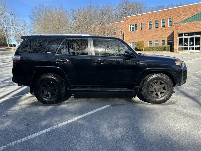 2014 Toyota 4Runner SR5 Premium - Photo 4 - Greensboro, NC 27407