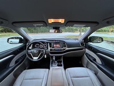 2017 Toyota Highlander LE Plus   - Photo 12 - Greensboro, NC 27407
