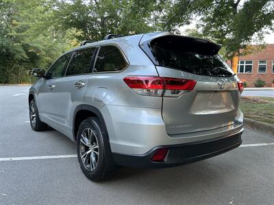 2017 Toyota Highlander LE Plus   - Photo 8 - Greensboro, NC 27407