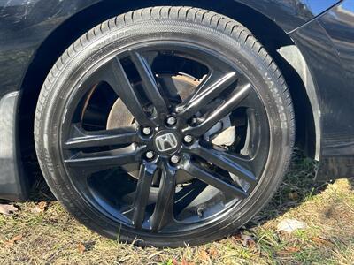 2017 Honda Accord Sport   - Photo 25 - Greensboro, NC 27407