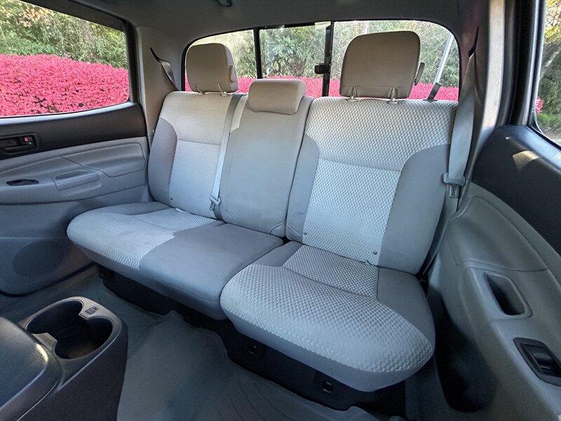 2012 Toyota Tacoma PreRunner V6 - Photo 11 - Greensboro, NC 27407