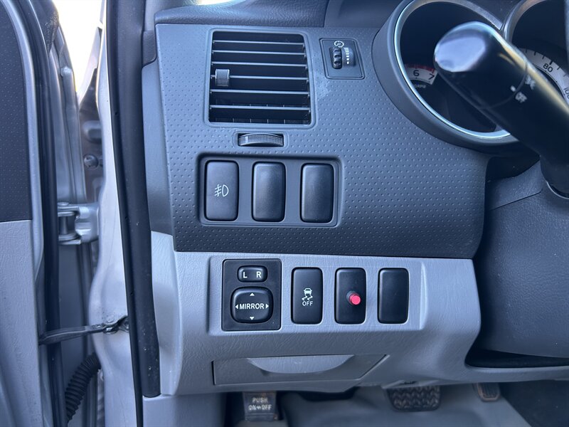 2012 Toyota Tacoma PreRunner V6 - Photo 13 - Greensboro, NC 27407