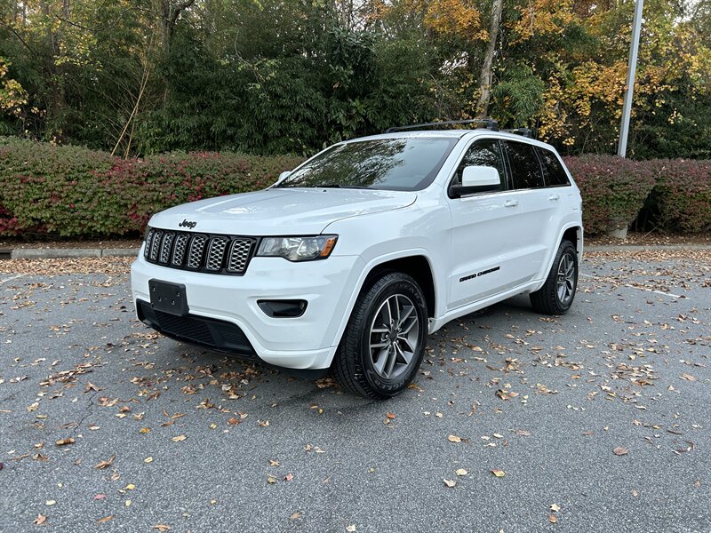 2018 Jeep Grand Cherokee Altitude   - Photo 1 - Greensboro, NC 27407