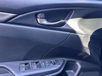 2017 Honda Civic Sport   - Photo 15 - Greensboro, NC 27407