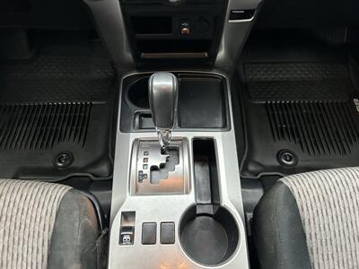 2015 Toyota 4Runner SR5   - Photo 15 - Greensboro, NC 27407
