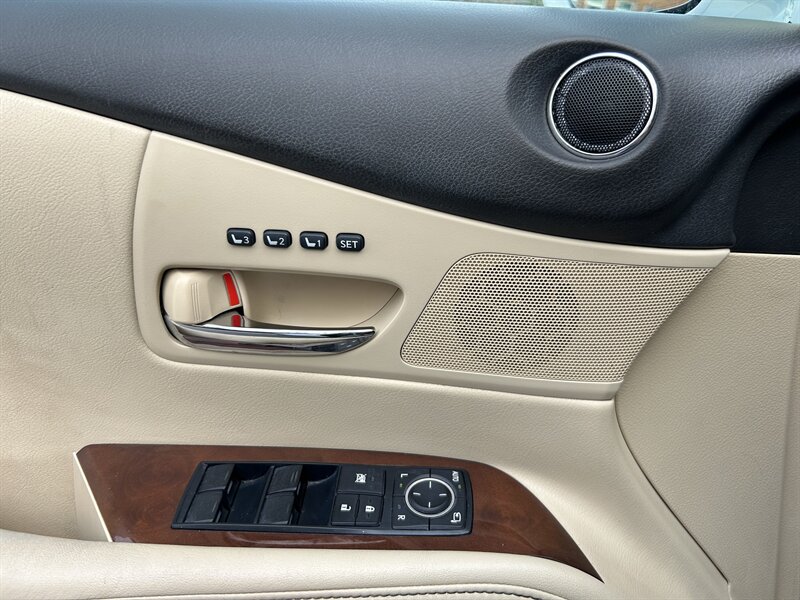 2014 Lexus RX 350 - Photo 26 - Greensboro, NC 27407