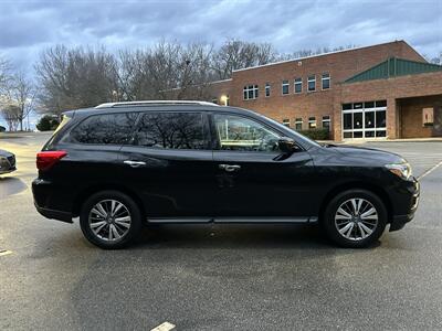 2020 Nissan Pathfinder SV - Photo 4 - Greensboro, NC 27407