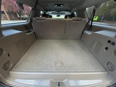 2017 Chevrolet Suburban Premier - Photo 14 - Greensboro, NC 27407