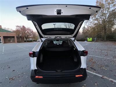 2022 Toyota RAV4 XLE   - Photo 10 - Greensboro, NC 27407