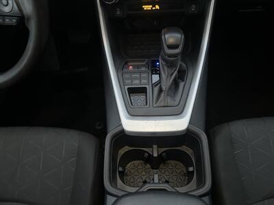 2022 Toyota RAV4 XLE   - Photo 16 - Greensboro, NC 27407