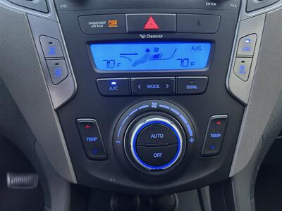 2014 Hyundai SANTA FE Limited   - Photo 22 - Greensboro, NC 27407