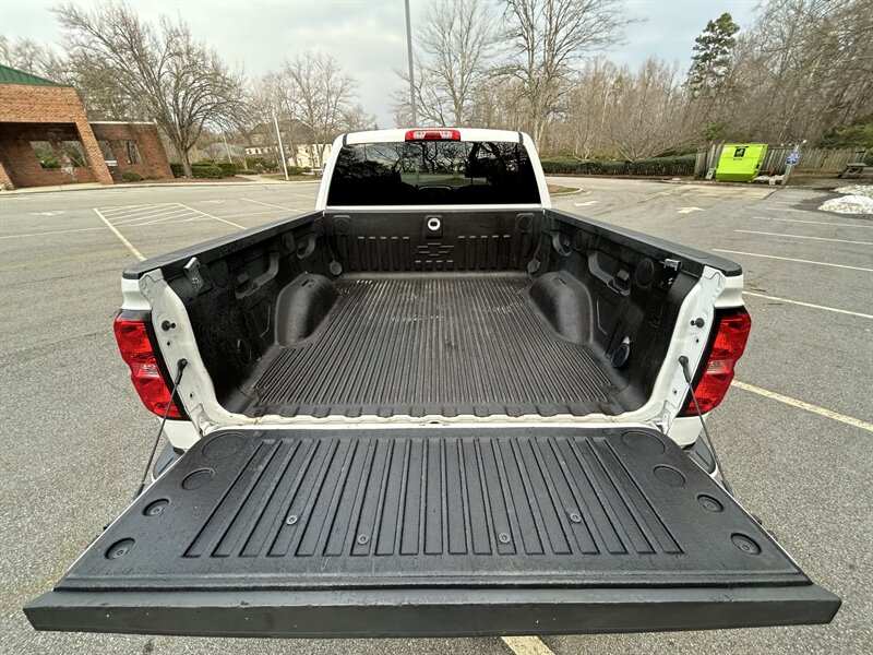 2017 Chevrolet Silverado 1500 LT Z71 - Photo 9 - Greensboro, NC 27407