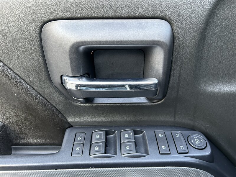 2017 Chevrolet Silverado 1500 LT Z71 - Photo 16 - Greensboro, NC 27407