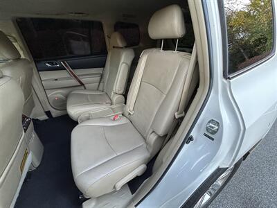 2012 Toyota Highlander Limited   - Photo 8 - Greensboro, NC 27407