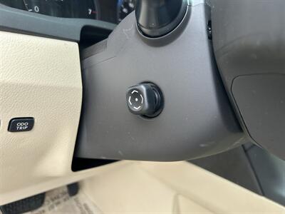 2010 Lexus RX 350   - Photo 23 - Greensboro, NC 27407