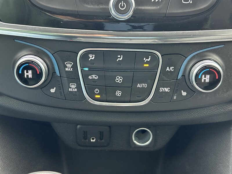 2018 Chevrolet Traverse LT Cloth - Photo 28 - Greensboro, NC 27407