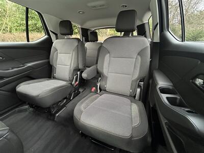 2018 Chevrolet Traverse LT Cloth - Photo 8 - Greensboro, NC 27407