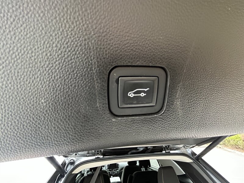 2018 Chevrolet Traverse LT Cloth - Photo 32 - Greensboro, NC 27407