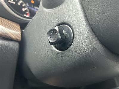 2017 Nissan Maxima Platinum   - Photo 24 - Greensboro, NC 27407