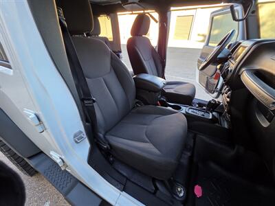 2015 Jeep Wrangler Unlimited Sport   - Photo 21 - Westport, MA 02790