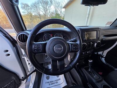 2015 Jeep Wrangler Unlimited Sport   - Photo 16 - Westport, MA 02790