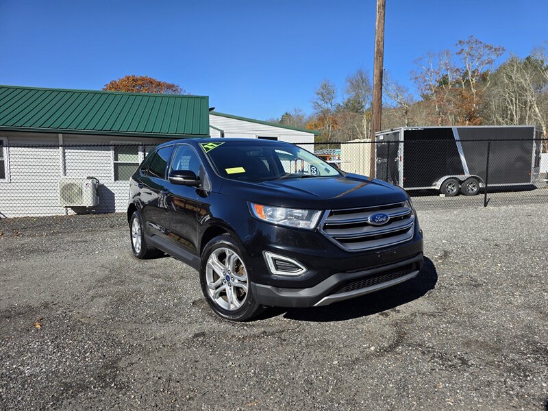 2017 Ford Edge Titanium   - Photo 1 - Westport, MA 02790