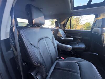 2020 Ford Expedition MAX Platinum   - Photo 19 - Westport, MA 02790
