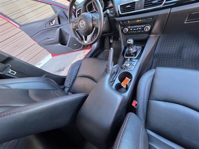 2015 Mazda Mazda3 i Grand Touring - Photo 23 - Westport, MA 02790