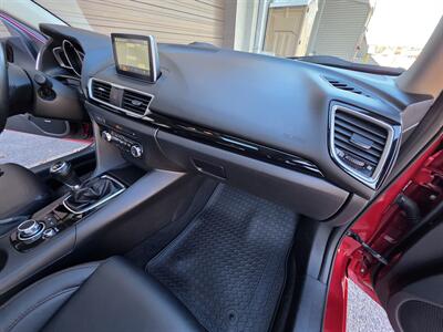 2015 Mazda Mazda3 i Grand Touring - Photo 20 - Westport, MA 02790