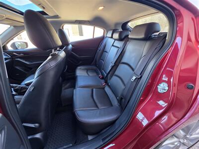 2015 Mazda Mazda3 i Grand Touring - Photo 16 - Westport, MA 02790