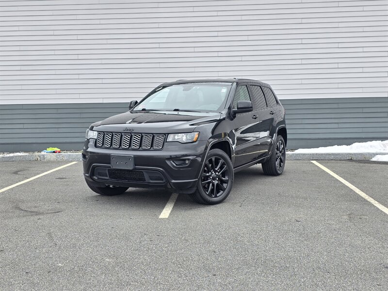 2019 Jeep Grand Cherokee Altitude  