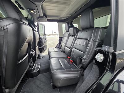 2018 Jeep Wrangler Unlimited Sahara - Photo 13 - Westport, MA 02790