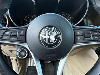 2018 Alfa Romeo Giulia Ti Lusso   - Photo 20 - Chatsworth, CA 91311