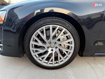 2015 Audi S8 4.0T quattro - Photo 4 - Chatsworth, CA 91311
