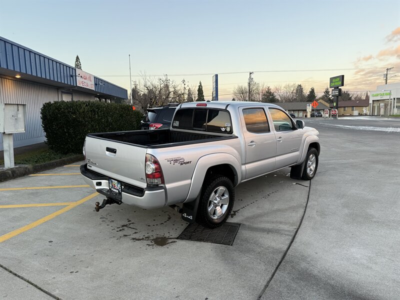 2011 Toyota Tacoma V6 - Photo 8 - Hillsboro, OR 97124