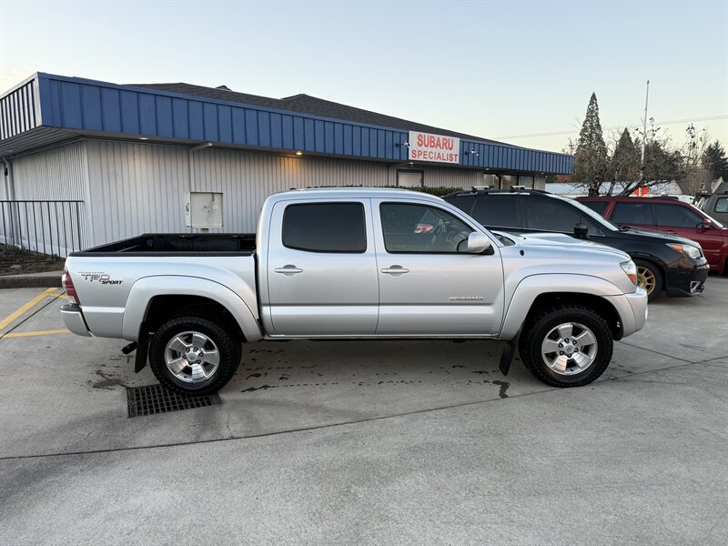 2011 Toyota Tacoma V6 - Photo 7 - Hillsboro, OR 97124