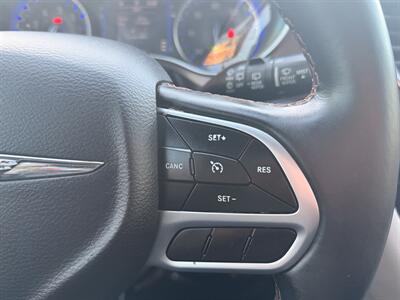 2018 Chrysler Pacifica Touring L   - Photo 21 - South Gate, CA 90280