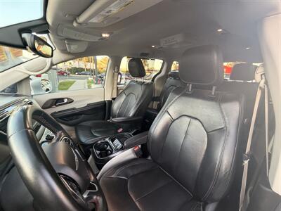 2018 Chrysler Pacifica Touring L   - Photo 17 - South Gate, CA 90280