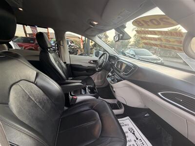 2018 Chrysler Pacifica Touring L   - Photo 37 - South Gate, CA 90280