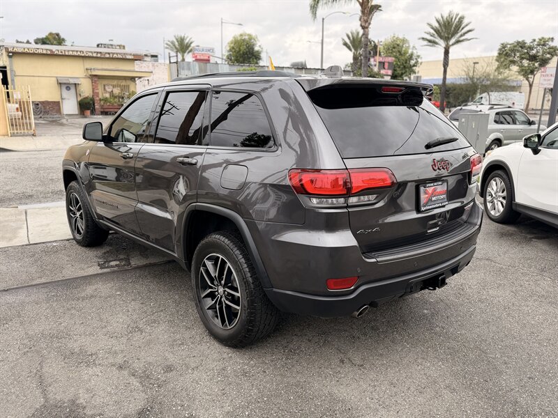 2018 Jeep Grand Cherokee Trailhawk - Photo 5 - South Gate, CA 90280