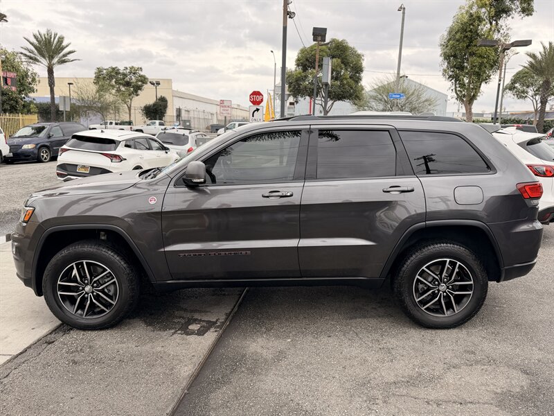 2018 Jeep Grand Cherokee Trailhawk - Photo 4 - South Gate, CA 90280