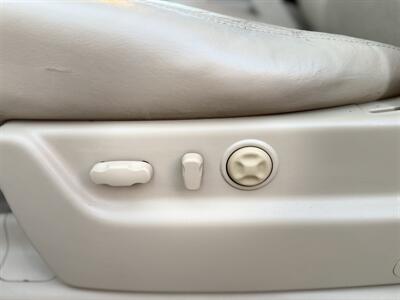 2011 Cadillac Escalade Luxury   - Photo 19 - South Gate, CA 90280