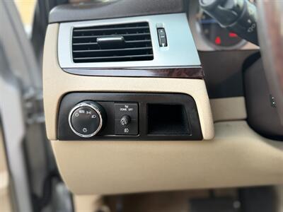 2011 Cadillac Escalade Luxury   - Photo 20 - South Gate, CA 90280