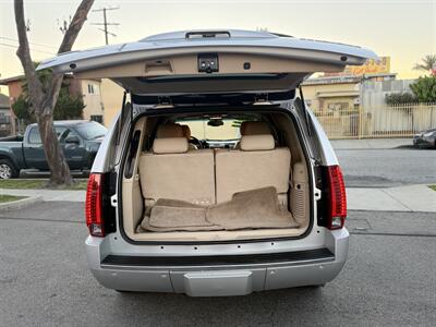 2011 Cadillac Escalade Luxury   - Photo 12 - South Gate, CA 90280