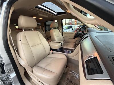 2011 Cadillac Escalade Luxury   - Photo 38 - South Gate, CA 90280