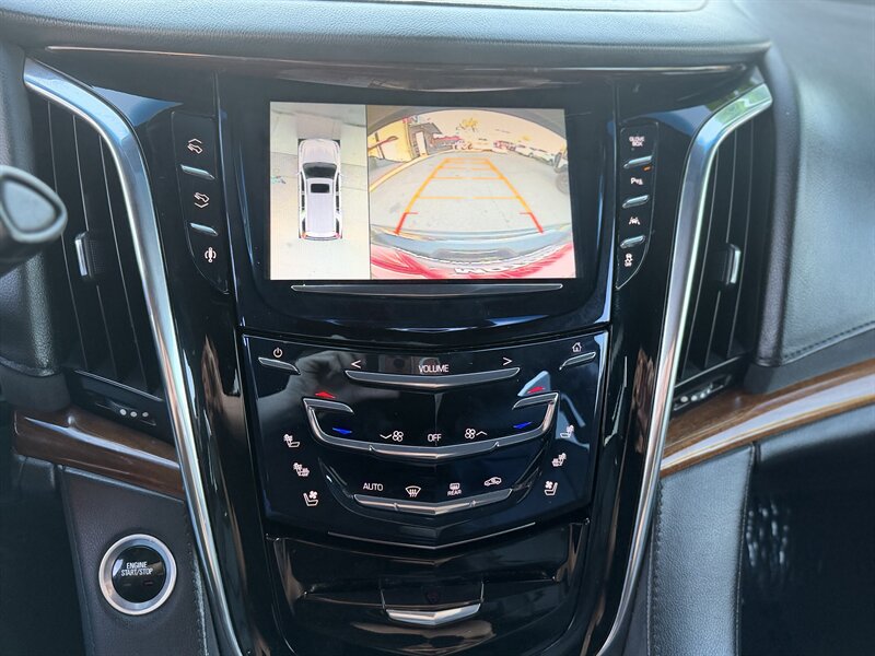2016 Cadillac Escalade ESV Luxury Collection - Photo 26 - South Gate, CA 90280