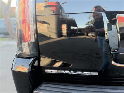 2016 Cadillac Escalade ESV Luxury Collection - Photo 9 - South Gate, CA 90280