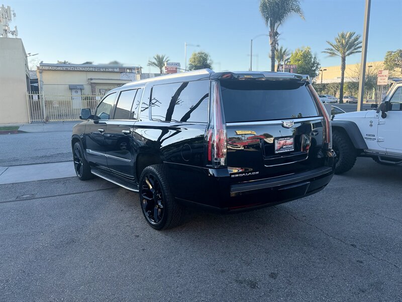 2016 Cadillac Escalade ESV Luxury Collection - Photo 4 - South Gate, CA 90280