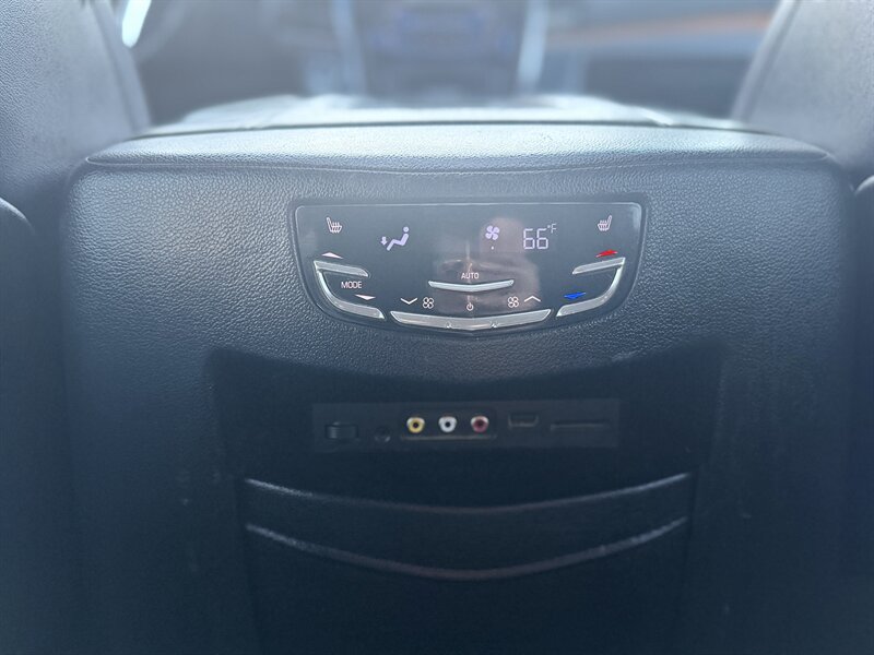 2016 Cadillac Escalade ESV Luxury Collection - Photo 31 - South Gate, CA 90280