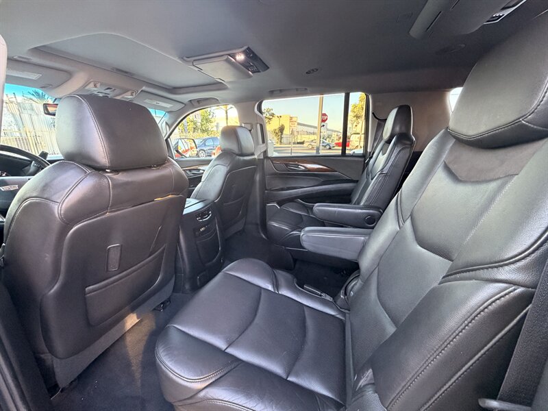 2016 Cadillac Escalade ESV Luxury Collection - Photo 29 - South Gate, CA 90280